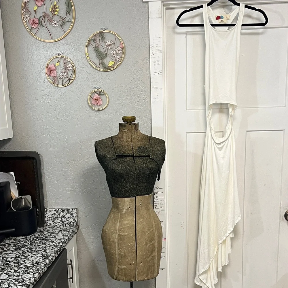 FREE PEOPLE FP BEACH BETHANY MIDI CUT-PUT DRESS WHITE MEDIUM NEW WITH TAGS - Picture 3 of 11